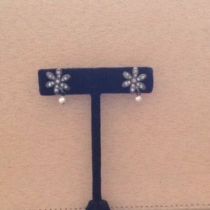 Banana republic earring